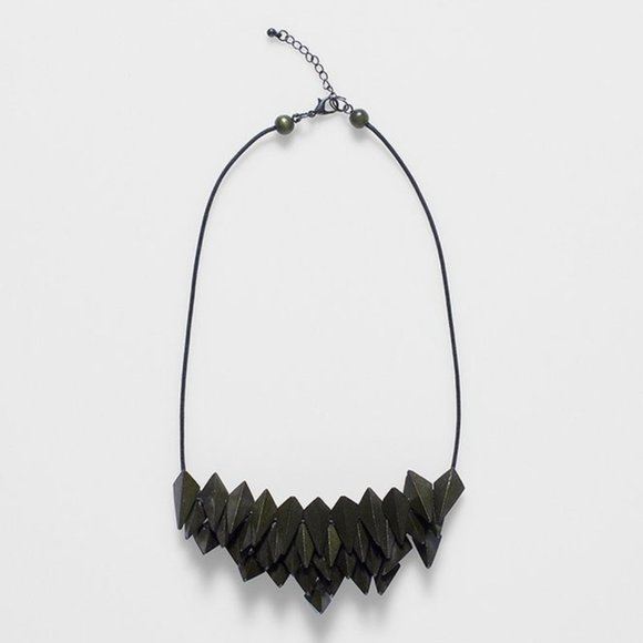 Elk Wood Facet Bead Plate Necklace - Picture 1 of 6